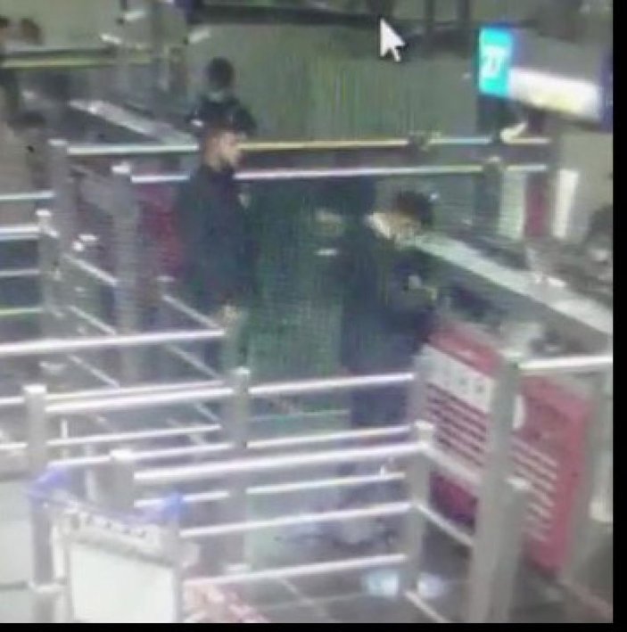 Mersin'deki cinayetin zanlısı havalimanında yakalandı... O anlar kamerada -2