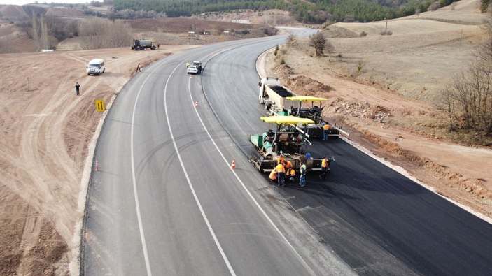 Karadeniz ile İç Anadolu arasındaki ulaşımı rahatlatacak yolda çalışmalar sürüyor -7