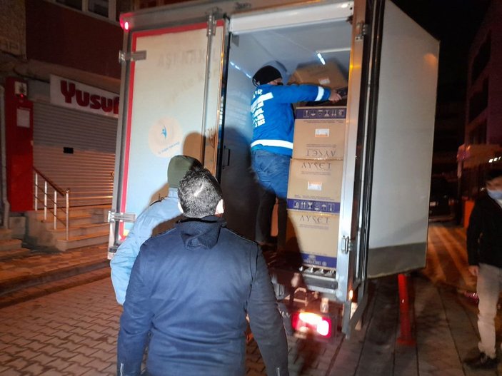 İstanbul'da aşılar hastanelere böyle dağıtıldı  -7