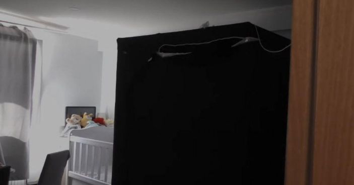 Hint keneviri yetiştirmek için kıyafet dolabına ve odalara özel düzenek kurmuşlar -3