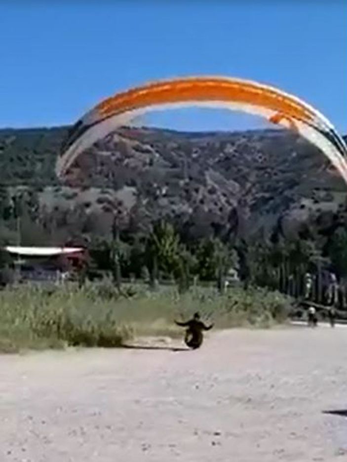 Hastalığına rağmen yamaç paraşütünden vazgeçmemişti, kansere yenildi -3