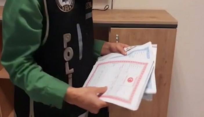 Tapu memurlu 'arsa çetesine' operasyon: 16 gözaltı / Ek fotoğraflar -4