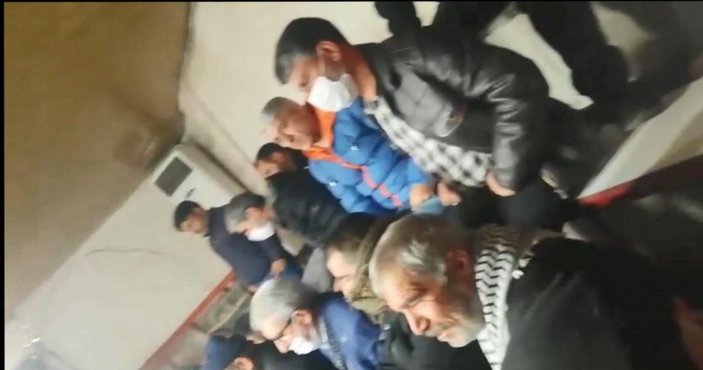 Şanlıurfa’da horoz dövüşü baskınında 71 kişiye ceza kesildi -2
