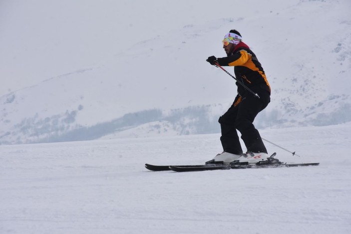 Bitlis’te kayak merkezleri açıldı, tatilciler akın etti -8