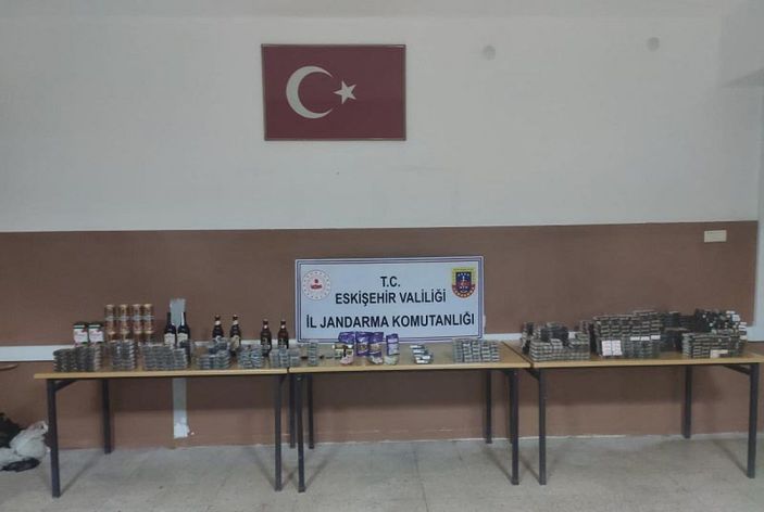 Marketten hırsızlık yapan şüpheliye kısıtlamayı ihlalden ceza -2