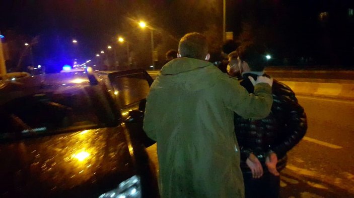 Edirne'de havaya ateş açıp polisten kaçan 2 kişi yakalandı