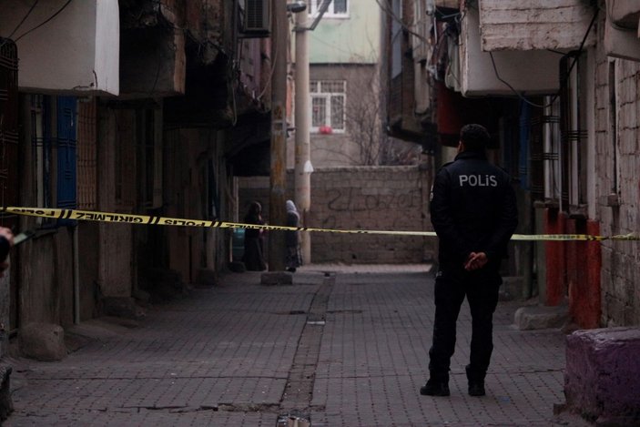 Diyarbakır'da silahlı kavga: 2 yaralı -3