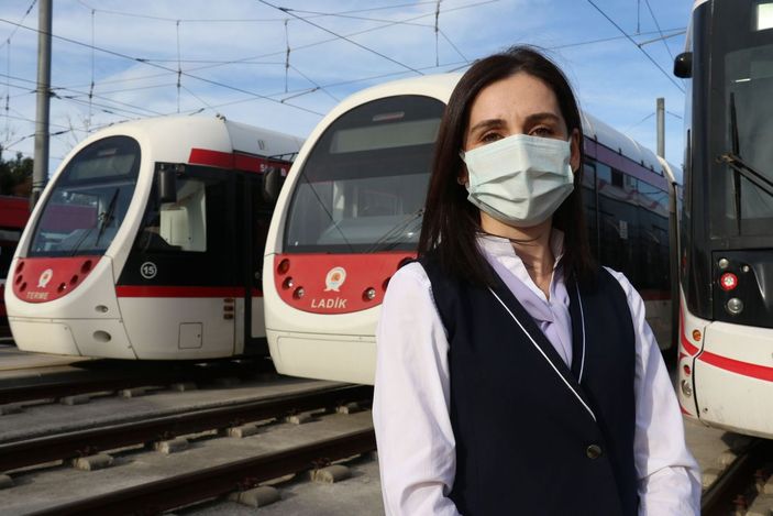 d Samsun'da bayılan yolcu raylara düştü