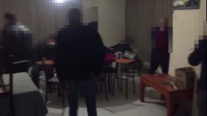 Kocaeli'de mühürlü kahvehanede yakalanan 13 kişiye ceza