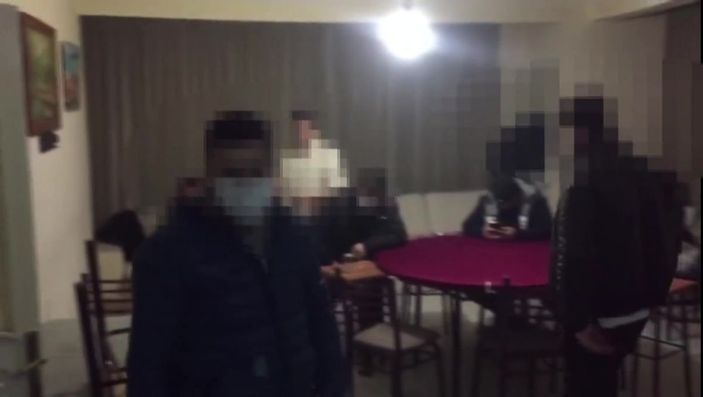 Kocaeli'de mühürlü kahvehanede yakalanan 13 kişiye ceza