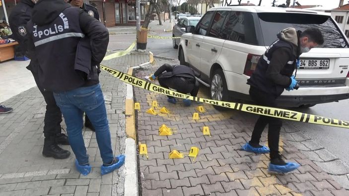 d Avcılar'da iş adamına silahlı saldırı kamerada