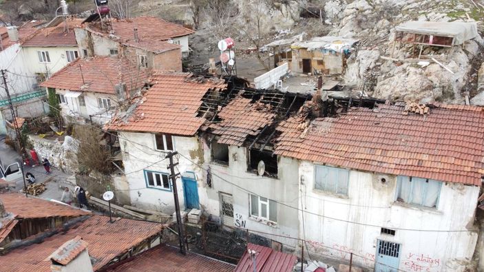 Evi yanan aileye yardım eli uzandı -7