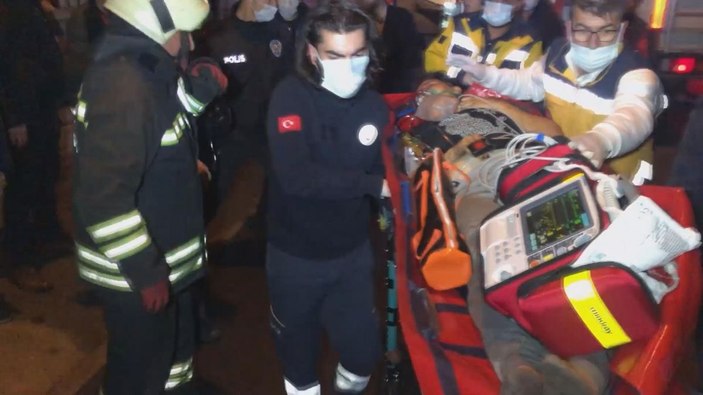 Evinde çıkan yangında dumandan etkilenip, hastanelik oldu -2