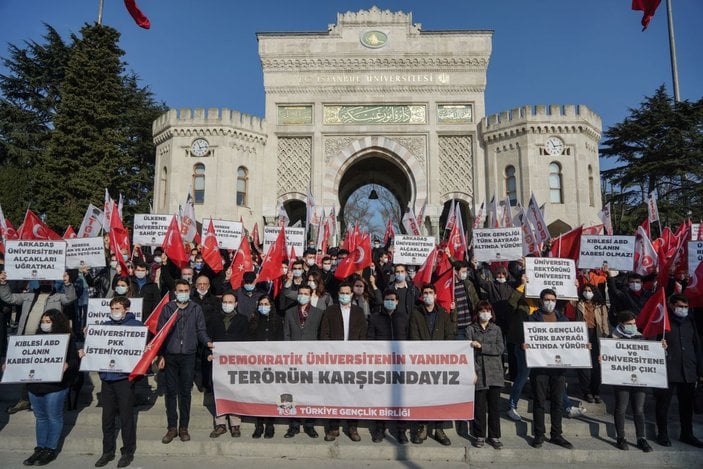 Beyazıt Meydanı'nda Boğaziçi Üniversitesi olaylarına ilişkin açıklama -1