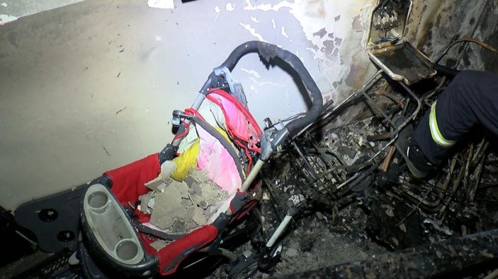 Esenler'de 7 katlı binada yangın paniği: Binadaki 30 kişiyi itfaiye tahliye etti -3