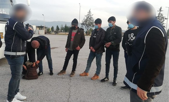 Osmaniye’de 6 kaçak göçmen yakalandı -1
