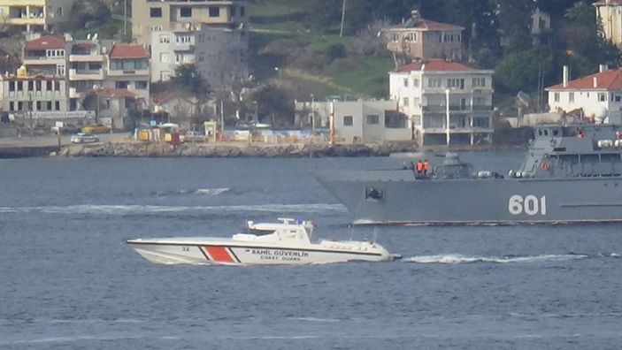 Rusya mayın tarama gemisi, Çanakkale Boğazı'ndan geçti -3