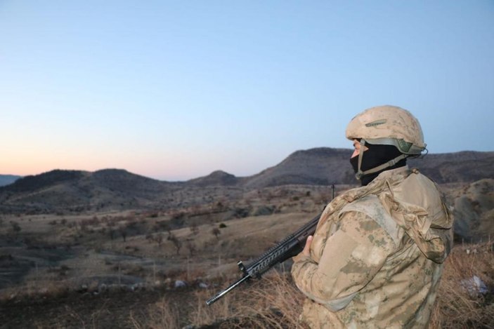 Diyarbakır'da 'Narko-Terör Tırpan-2' operasyonu: 16 gözaltı -4