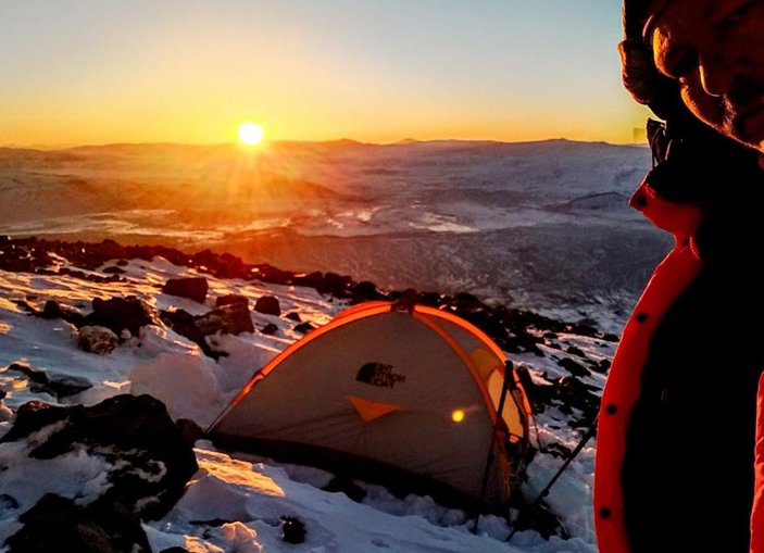 Ağrı Dağı'na çıkan dağcıların zirve denemesine tipi engeli -3