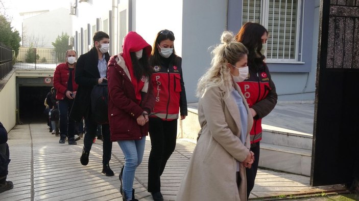 100 erkeği 'jigolo yapma' vaadiyle dolandıran şüphelilerden 28’i tutuklandı -5