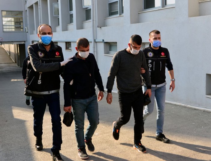 Adana'da suçüstü yakalanan 3 ‘torbacı’ tutuklandı -1
