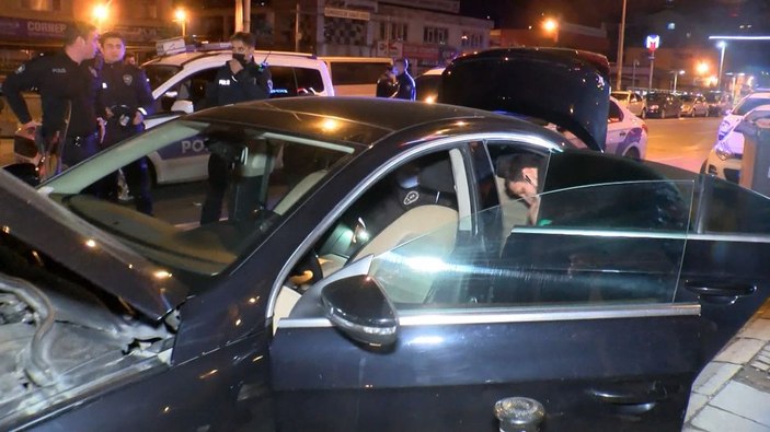 Ümraniye'de aracını polisin üzerine sürüp kaçan alkollü sürücü ehliyetsiz çıktı