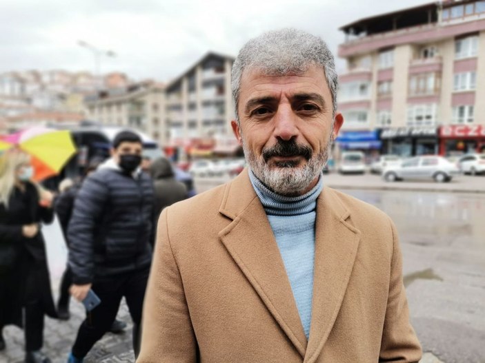 Dolmuşta unutulan 10 bin lirayı sahibine teslim etti -2