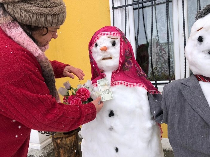 Çatalca'da mahallelinin kardan gelin - damat eğlencesi -1