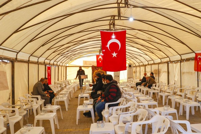 Gara şehidi polisin babası: Yurt dışından arayan alçaklara kanmıyorum, oğlum kafasından vurulmuştu -6