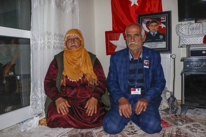 Gara şehidi polisin babası: Yurt dışından arayan alçaklara kanmıyorum, oğlum kafasından vurulmuştu -3