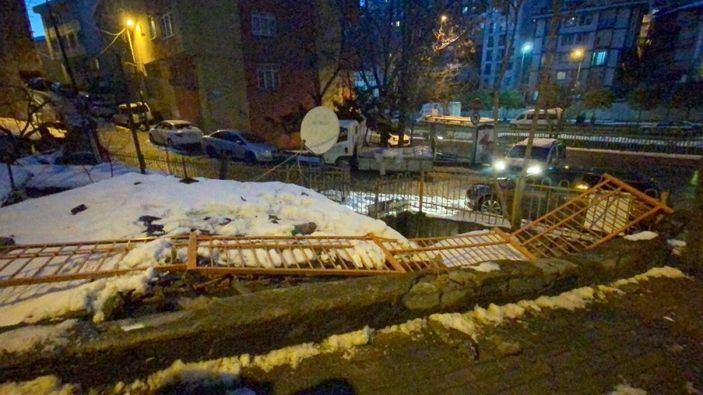 i Kağıthane'da faciadan dönülen kaza kamerada