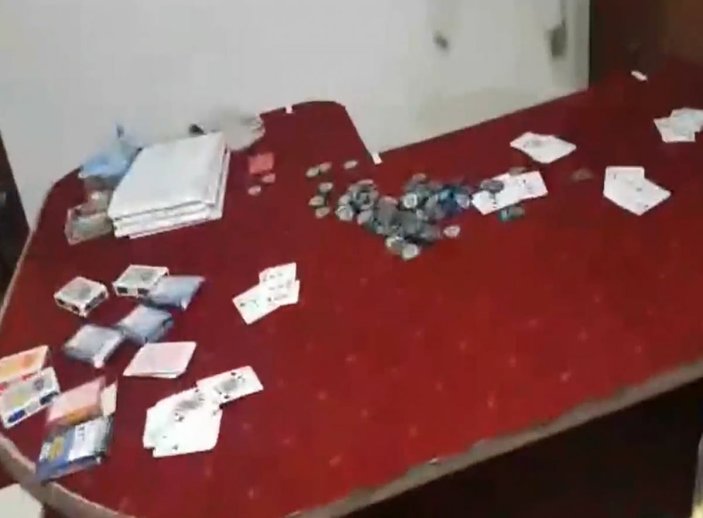 Çanakkale'de pizzacı kılığına giren polisten kumar baskını -5