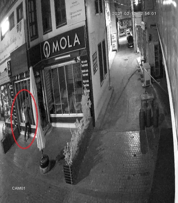 (Özel) Dilsiz taklidi yapan hırsızı etkisiz hale getirdiler -5