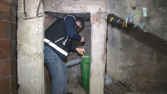 İstanbul merkezli 4 ilde uyuşturucu operasyonu: Çok sayıda şüpheli gözaltına alındı -3