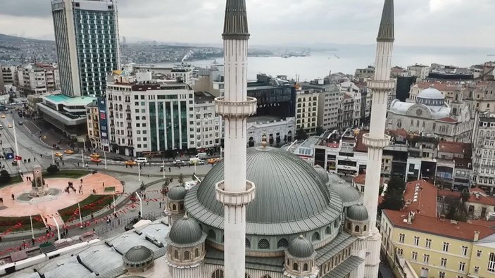 Taksim meydanı'ndaki cami tamamlanmak üzere... Son durum havadan görüntülendi -3