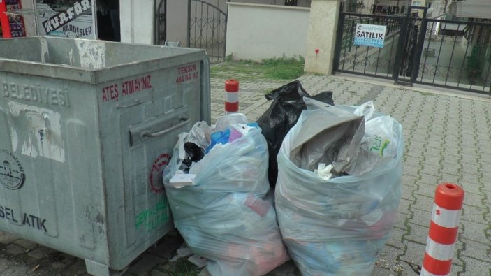 Maltepeli kadınlar, belediyeye destek için çöp topladı -5