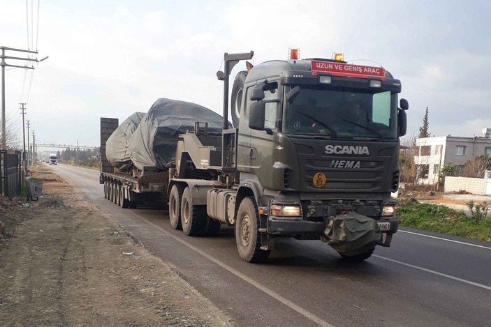Suriye sınırına tank ve beton blok sevkiyatı -3