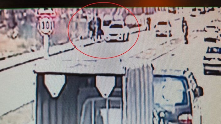 Kız arkadaşını saçından tutup yerde sürükleyen erkek arkadaş ile kardeşi adliyede -5