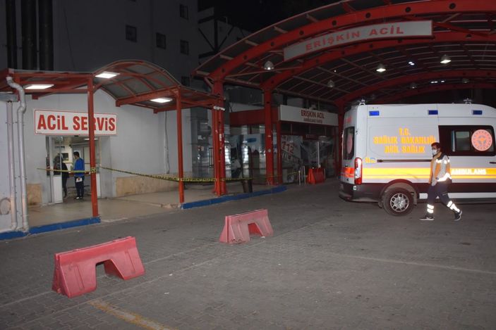 Tartıştığı kişiyi ekmek bıçağı ile boynundan yaraladı -2