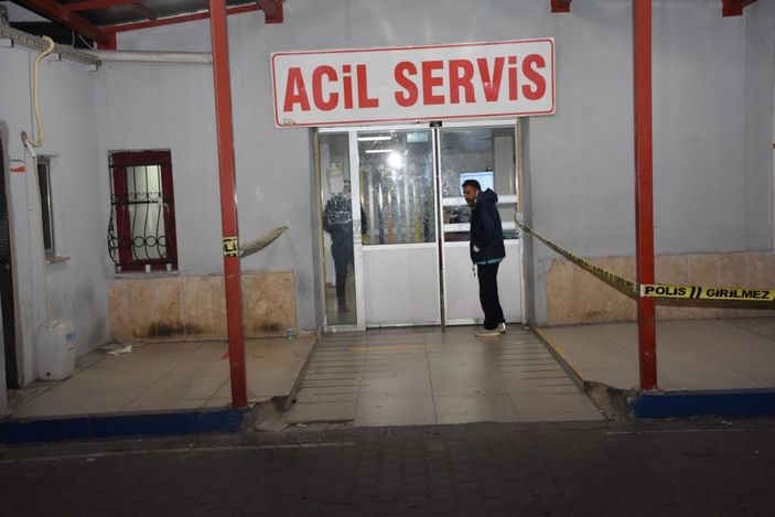 Tartıştığı kişiyi ekmek bıçağı ile boynundan yaraladı -3