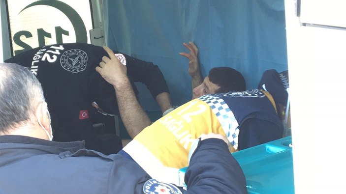 20 yıllık arkadaşını, küfredince bıçakladı -2