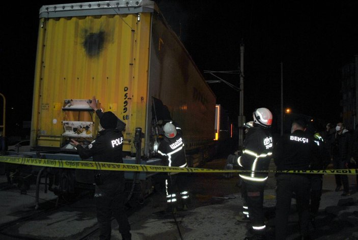 Bulgaristan’a gidecek trene gizlice binmek isteyen 2 Suriyeli, elektrik akımına kapıldı -5