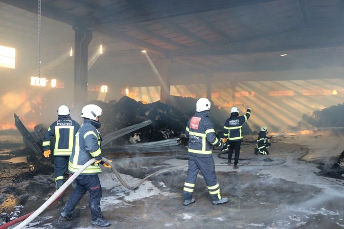 Niğde’de tekstil fabrikasında çıkan yangın söndürüldü -7