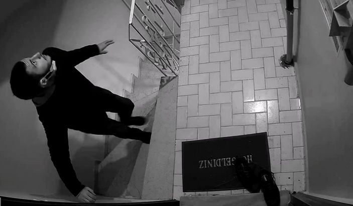 Silivri’de evlerden hırsızlık yapan 5 şüpheli yakalandı -1