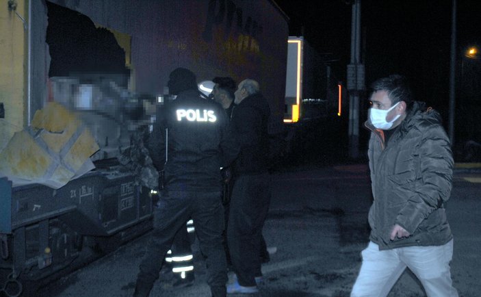 Bulgaristan’a gidecek trene gizlice binmek isteyen 2 Suriyeli, elektrik akımına kapıldı -9