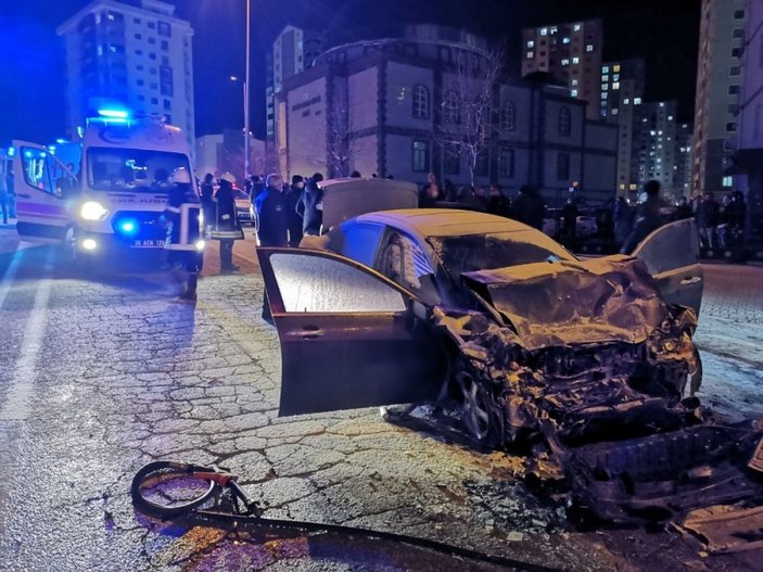 Kayseri’de feci kaza: 1 ölü, 5 yaralı -1