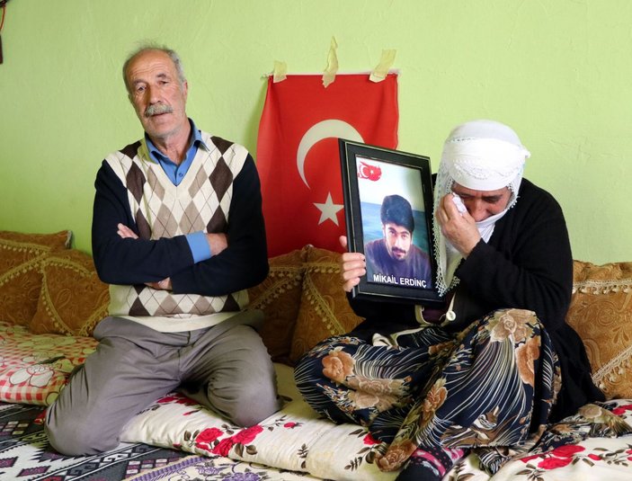 Van'da evlat nöbetindeki baba: Hukuk okurken HDP'liler kandırıp dağa kaçırdı -6