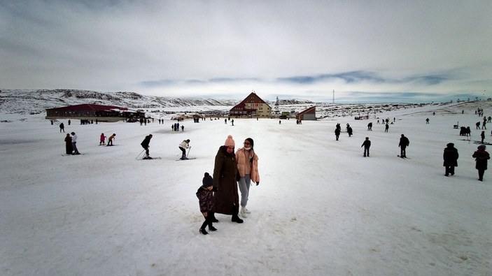 Türkiye'nin en uzun kayak pistine sahip Hesarek'i 20 bin kişi ziyaret etti  -3