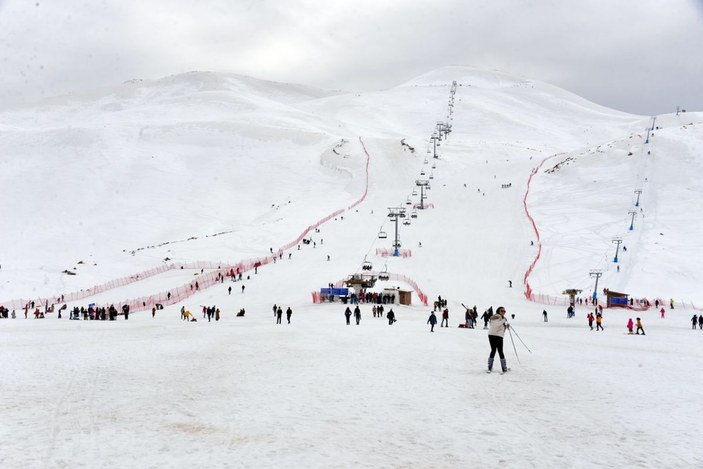 Türkiye'nin en uzun kayak pistine sahip Hesarek'i 20 bin kişi ziyaret etti  -4