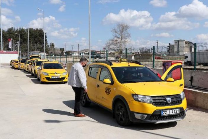 Edirne’de 30 taksici, 10 günlük karantinanın ardından işbaşı yaptı -6